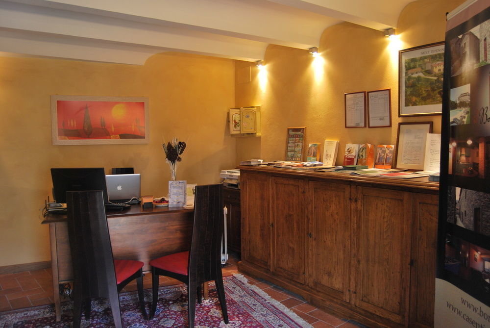 Borgo Dei Corsi Holiday House Reggiolo Buitenkant foto