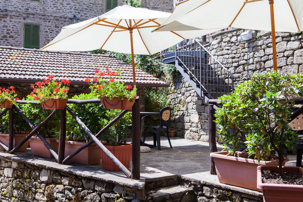 Borgo Dei Corsi Holiday House Reggiolo Buitenkant foto