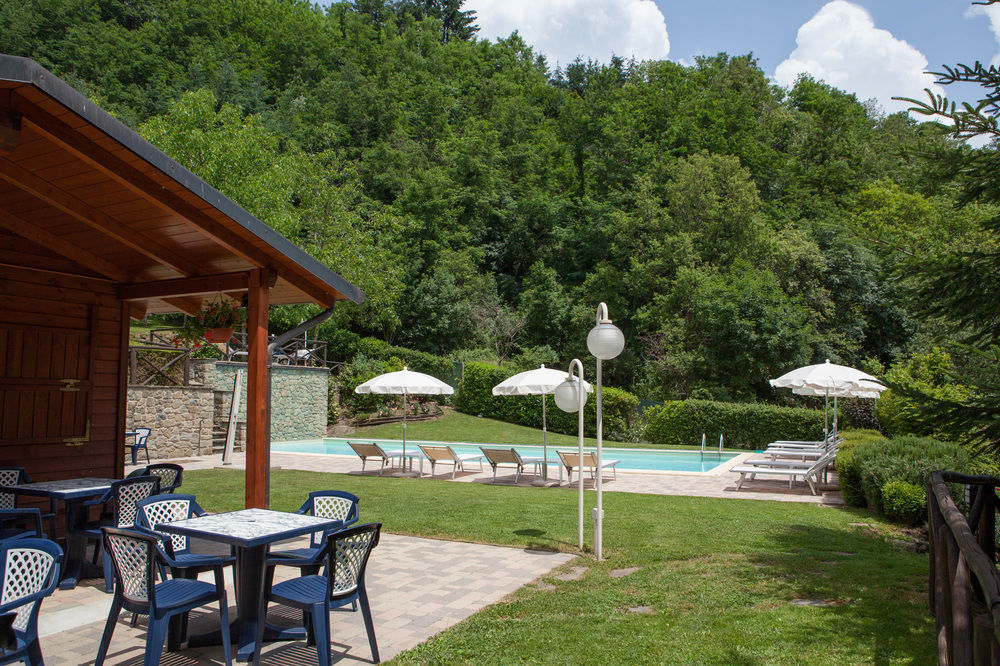 Borgo Dei Corsi Holiday House Reggiolo Buitenkant foto