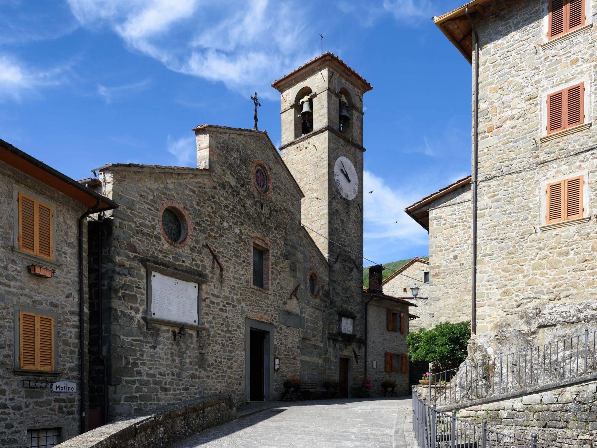 Borgo Dei Corsi Holiday House Reggiolo Buitenkant foto